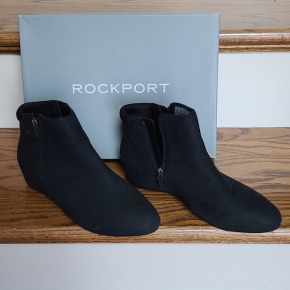 ROCKPORT EMESE SIZE 8M BLACK ANKLE BOOT - Picture 2 of 13